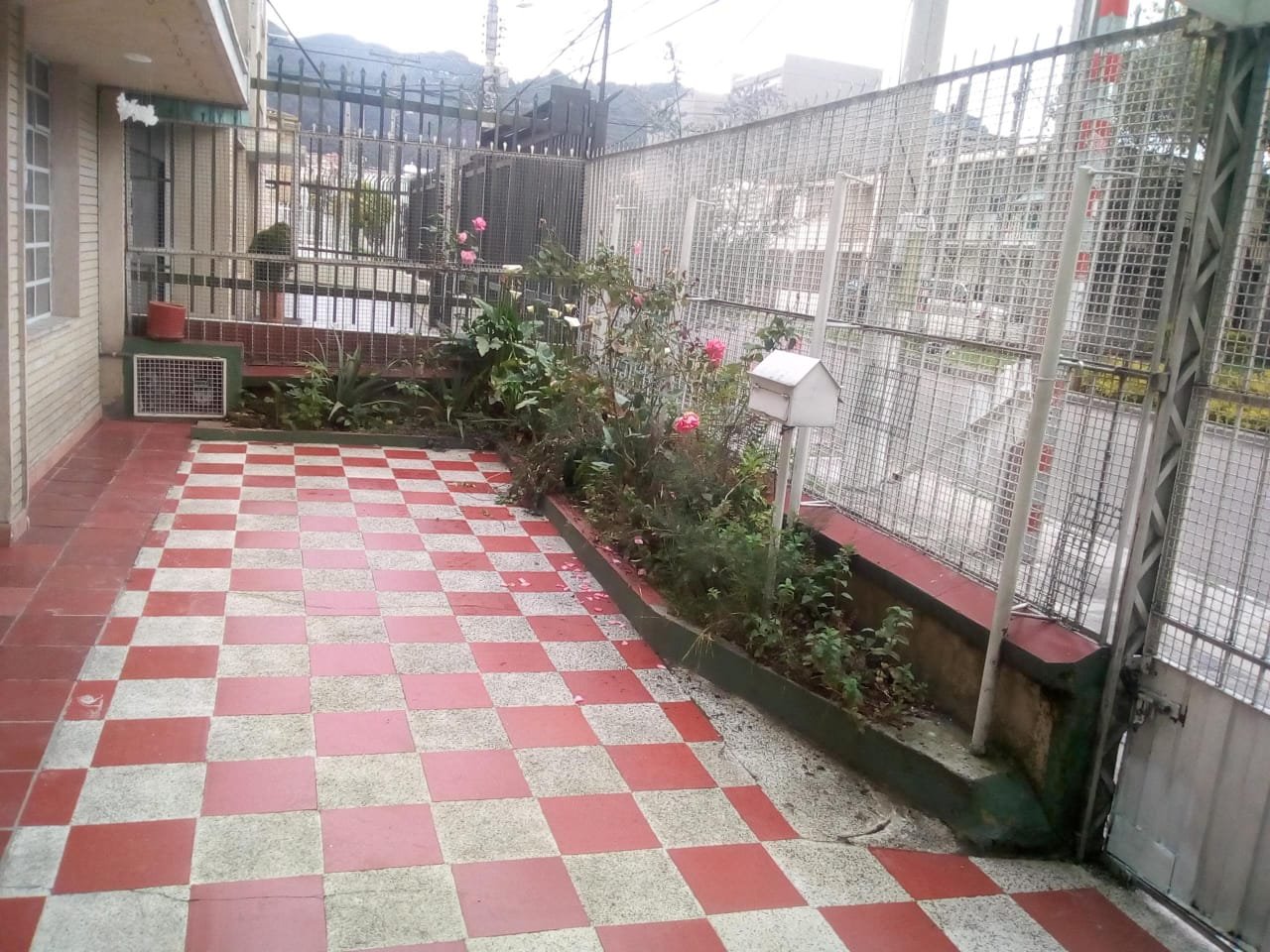 Apartamento de 3 alcobas en venta en San Felipe, Bogotá, 130 m² · foto 2 de 14