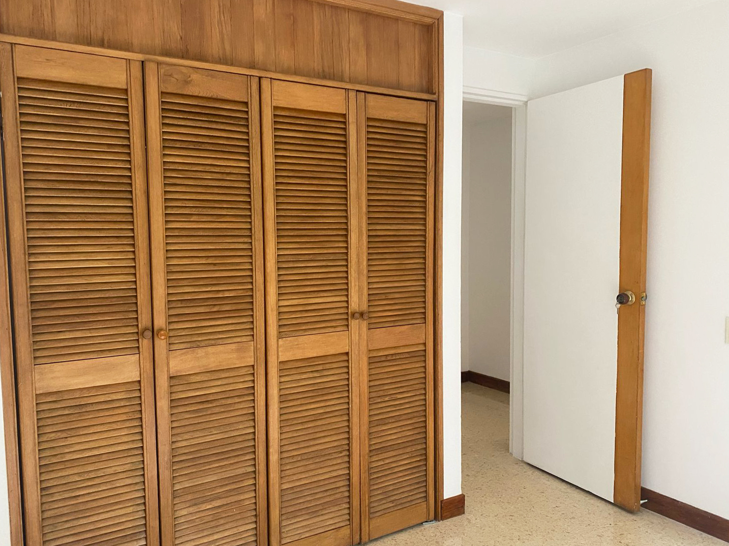 Apartamento de 2 alcobas en arriendo en El Diamante 2, Medellín, 80 m² · foto 15 de 18