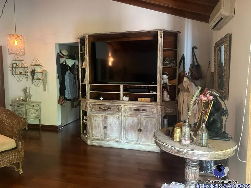 Casa de 3 alcobas en venta en Zona Centro, Envigado, 418 m² · foto 9 de 24