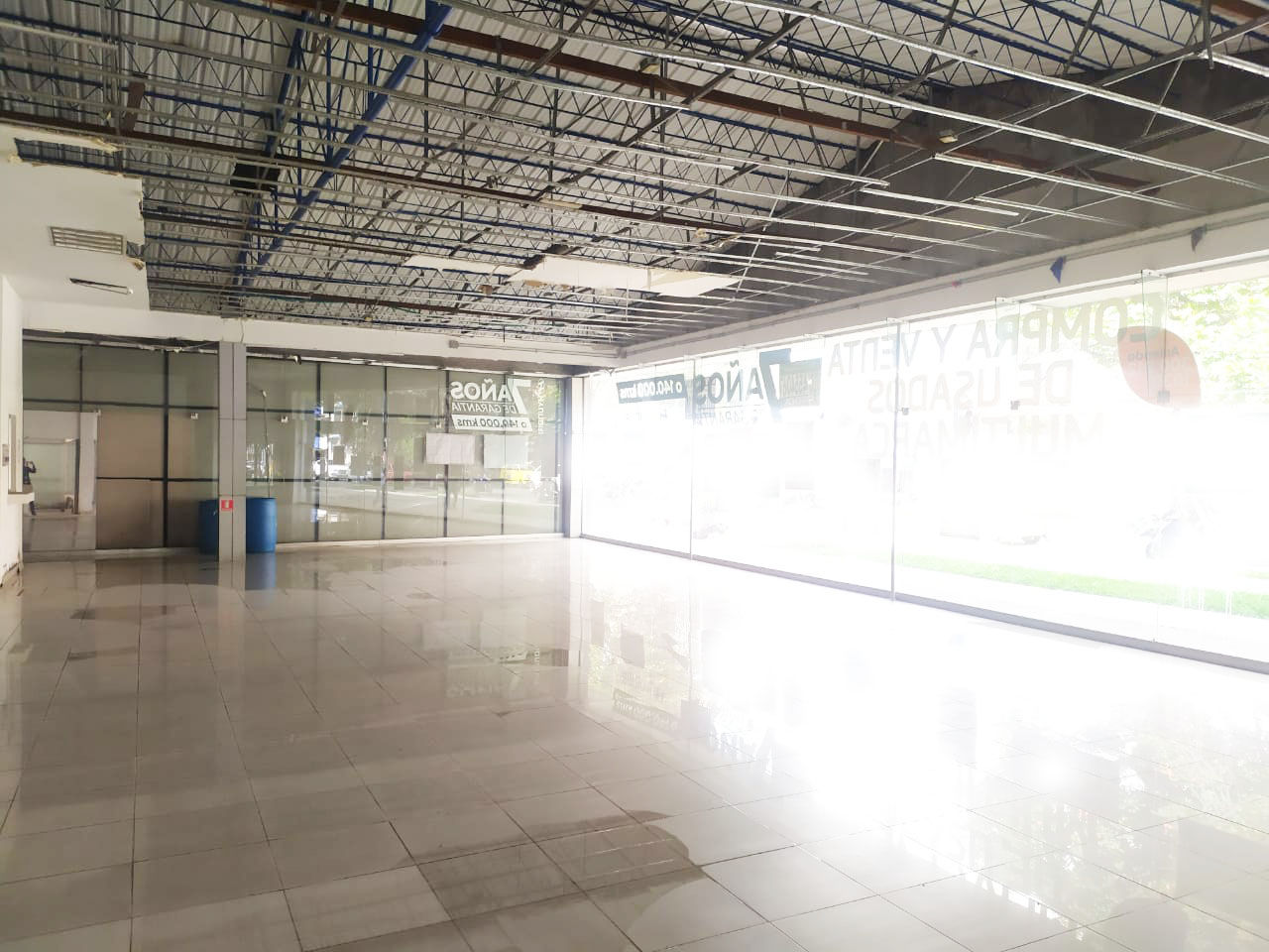 Local en venta en San Joaquin, Medellín, 1250 m² · foto 3 de 8