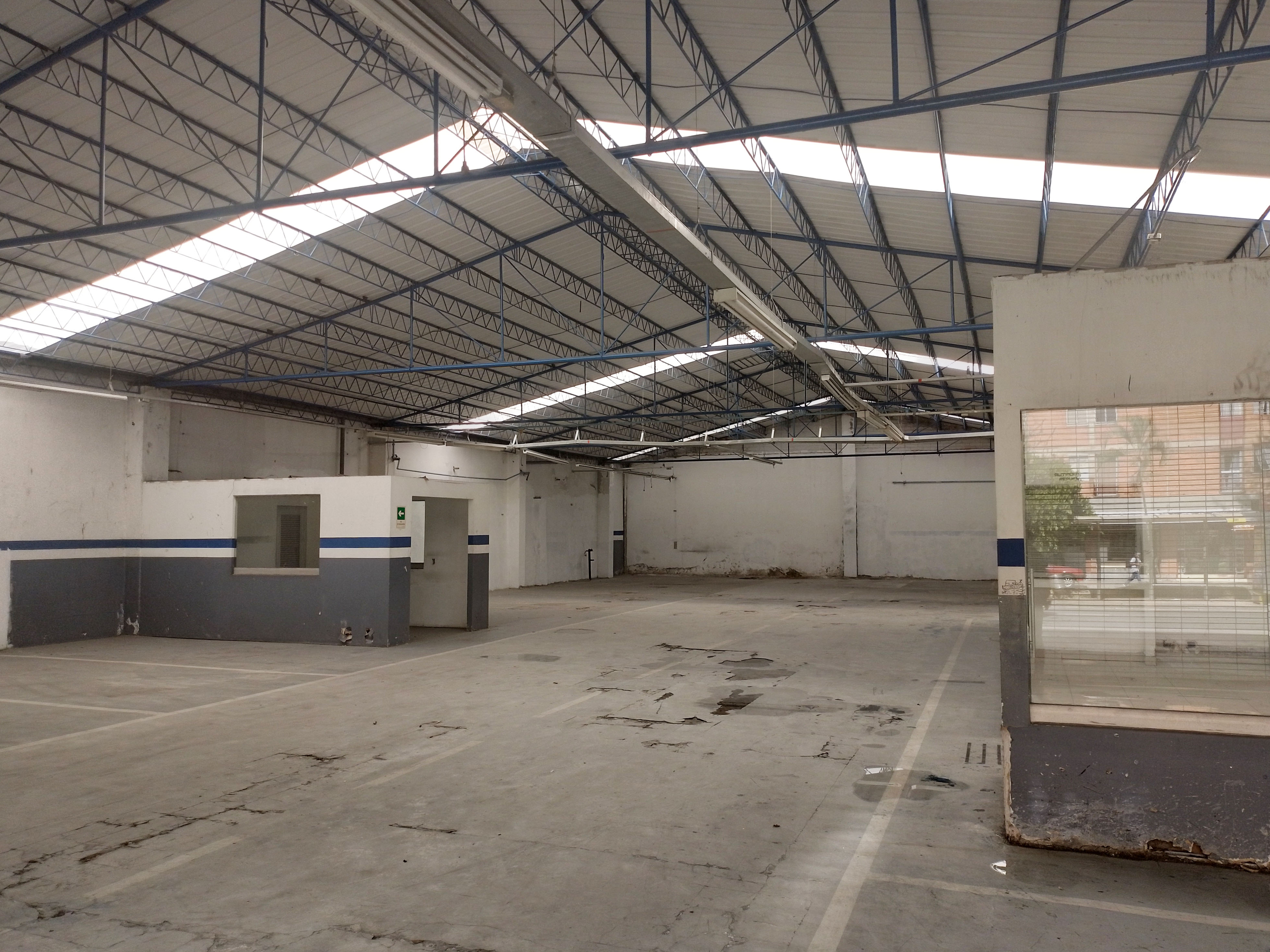 Local en venta en San Joaquin, Medellín, 1250 m² · foto 6 de 8