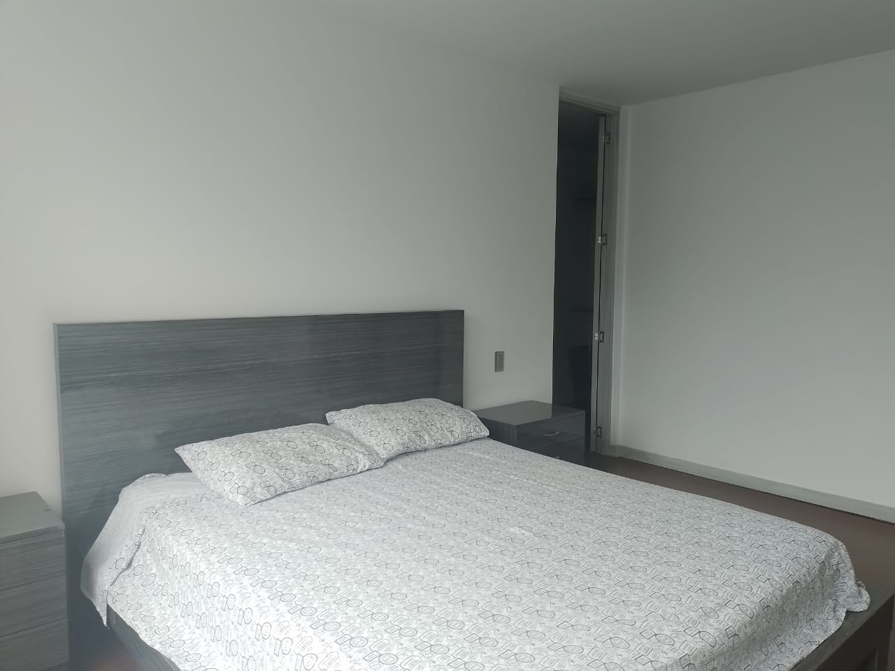 Apartamento de 2 alcobas en arriendo en San Lucas, Medellín, 95 m² · foto 15 de 20