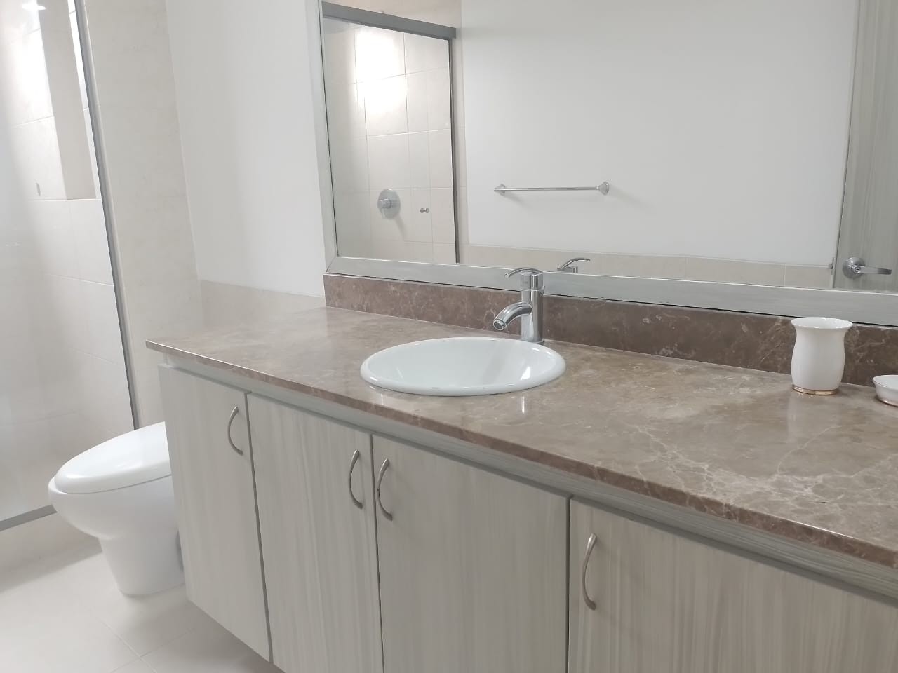Apartamento de 2 alcobas en arriendo en San Lucas, Medellín, 95 m² · foto 19 de 20