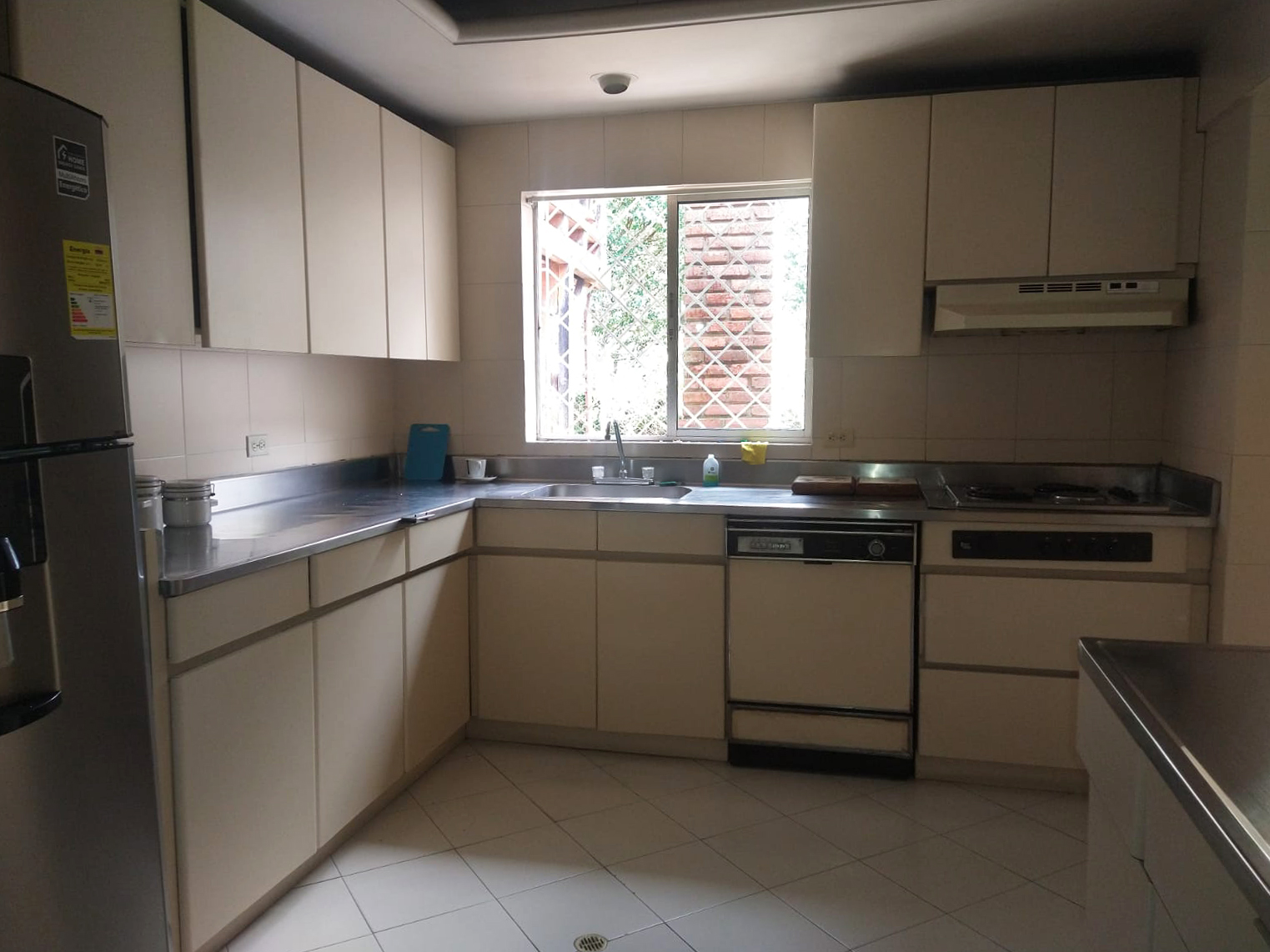 Casa de 4 alcobas en venta en El Diamante 2, Medellín, 300 m² · foto 13 de 19