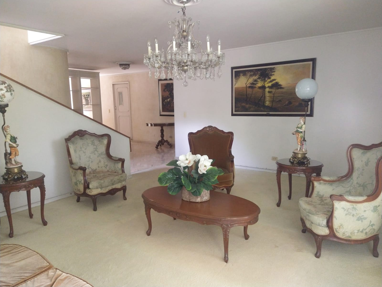 Casa de 4 alcobas en venta en El Diamante 2, Medellín, 300 m² · foto 2 de 19