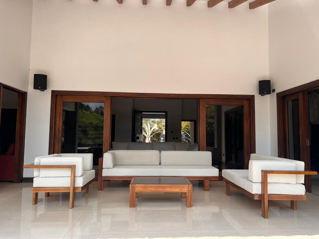Casa de 3 alcobas en venta en Guarne, 400 m² · foto 11 de 20