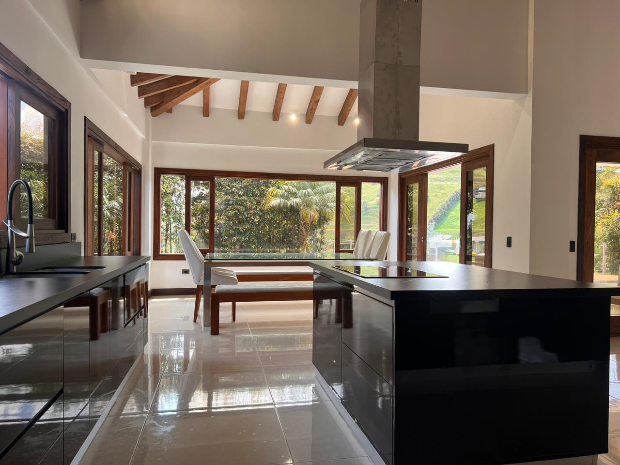 Casa de 3 alcobas en venta en Guarne, 400 m² · foto 16 de 20