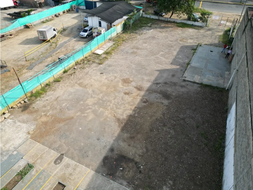Lote en venta en Zona Industrial, Yumbo, 2500 m² · foto 2 de 2