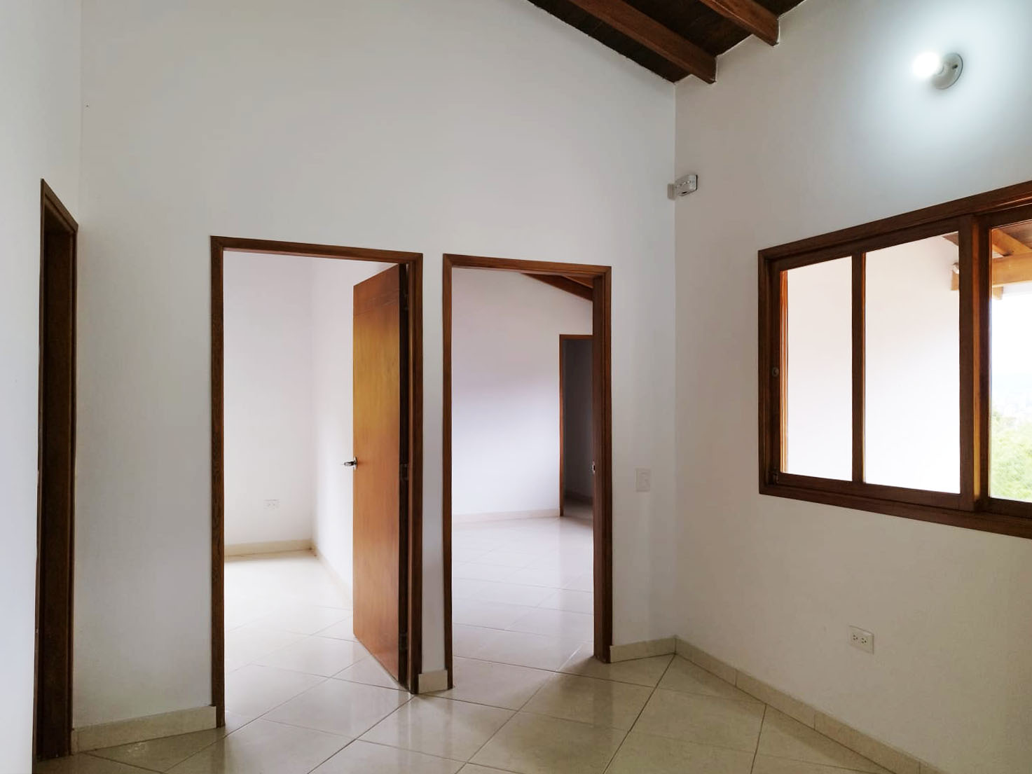 Oficina en arriendo en La Mina, Envigado, 300 m² · foto 13 de 20