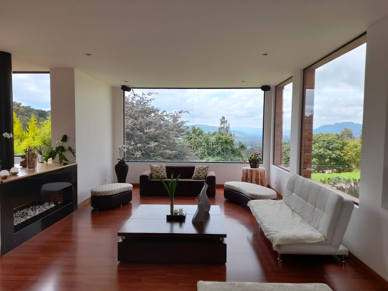 Casa de 4 alcobas en venta en San Cayetano, La Calera, 530 m² · foto 11 de 23