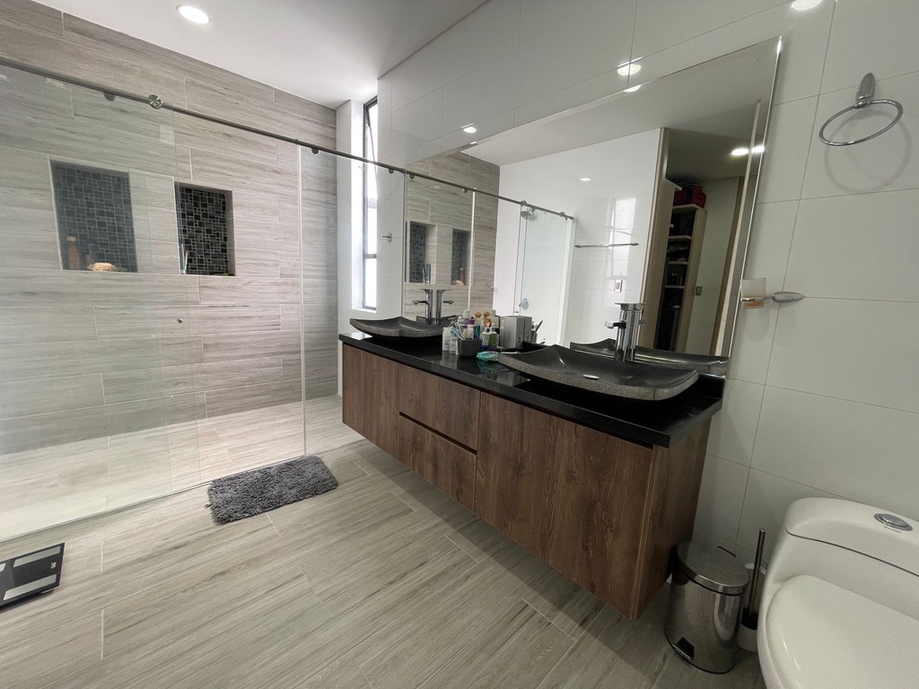 Casa de 5 alcobas en venta en Cr. Valle Verde, Jamundí, 414 m² · foto 18 de 20