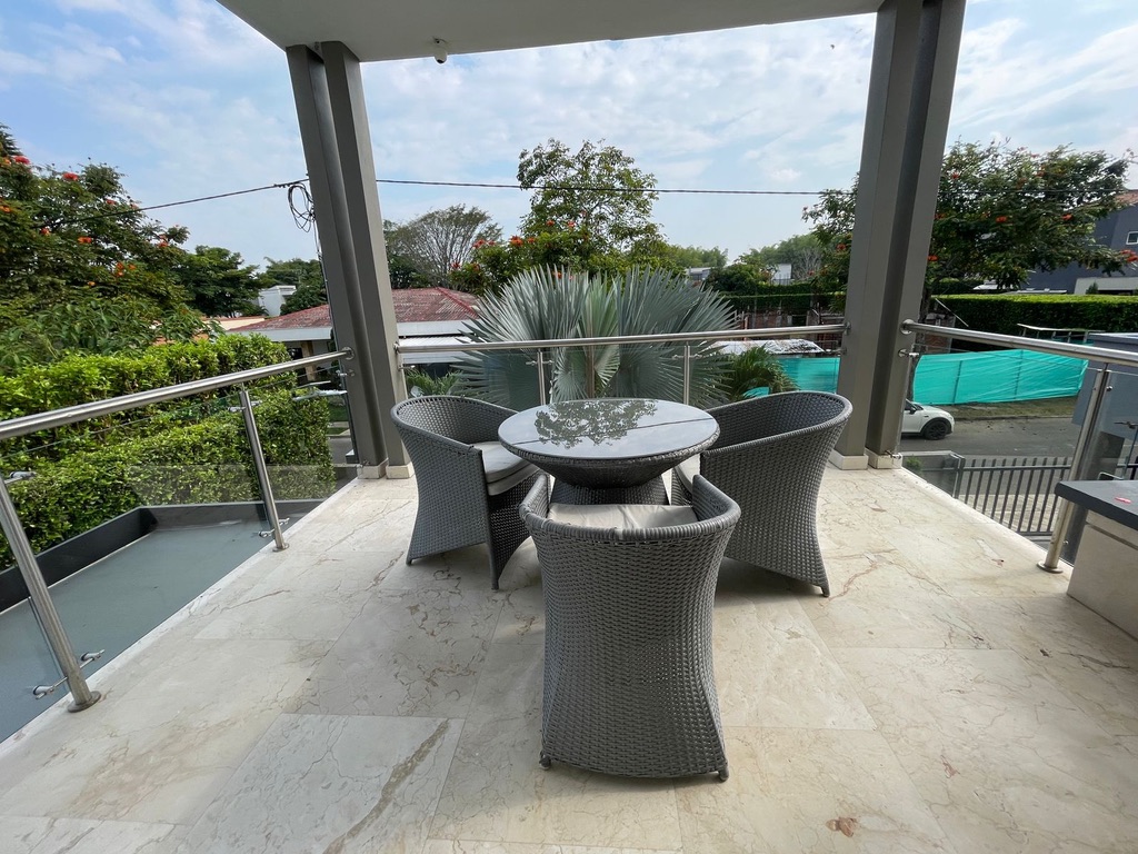 Casa de 5 alcobas en venta en Cr. Valle Verde, Jamundí, 414 m² · foto 19 de 20