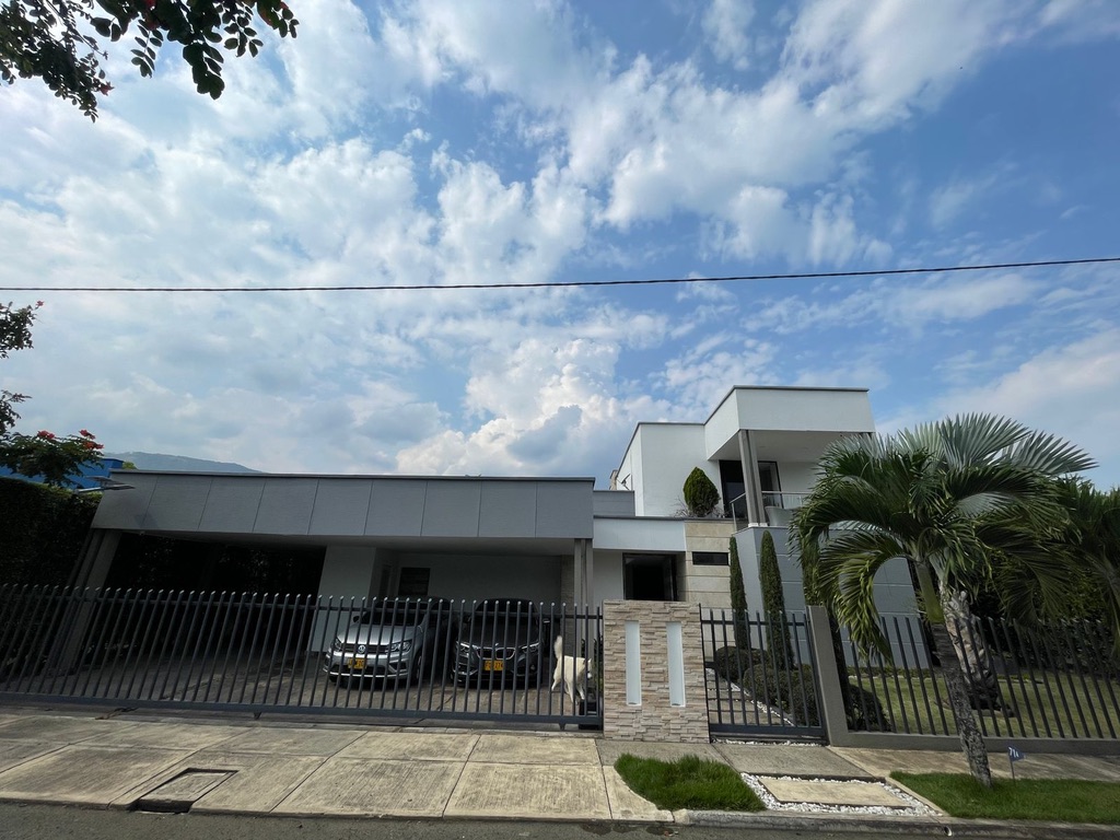 Casa de 5 alcobas en venta en Cr. Valle Verde, Jamundí, 414 m² · foto 4 de 20