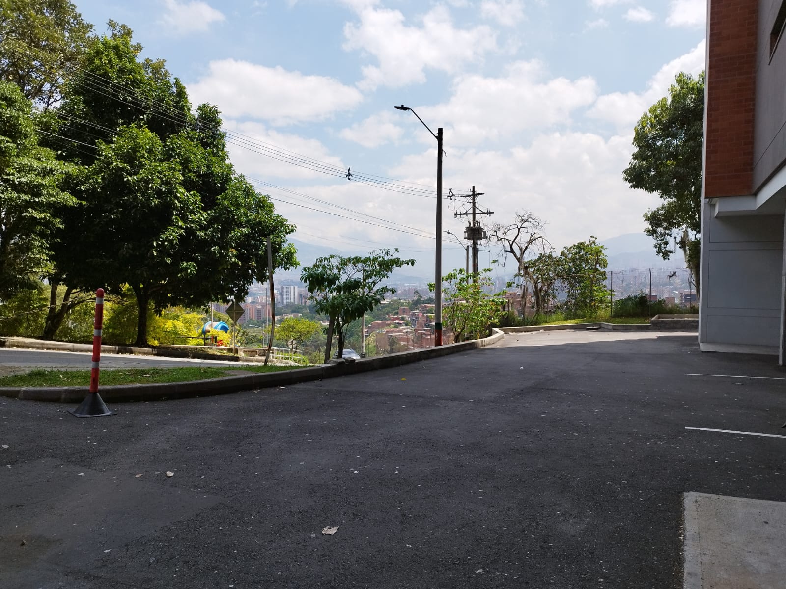 Local en arriendo en Las Antillas, Envigado, 100 m² · foto 13 de 13
