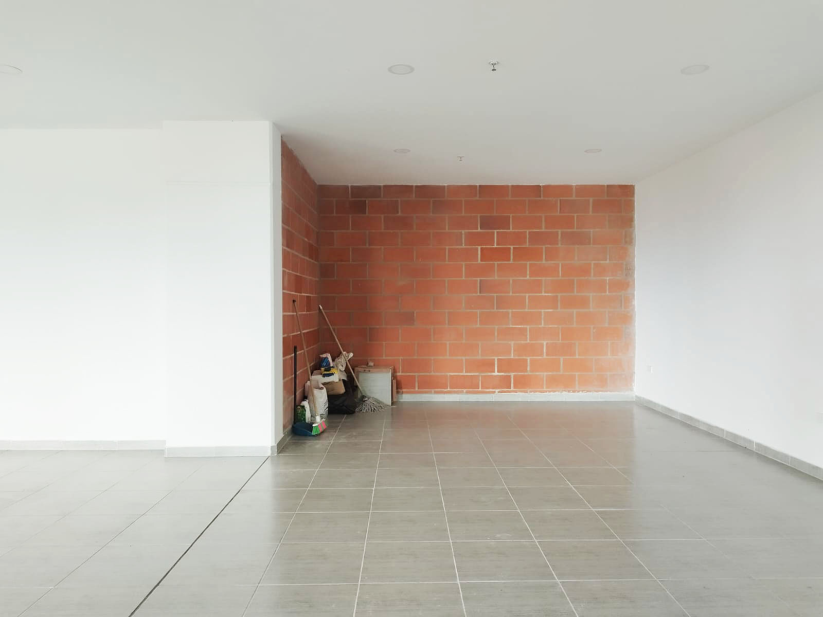 Local en arriendo en Las Antillas, Envigado, 100 m² · foto 2 de 13