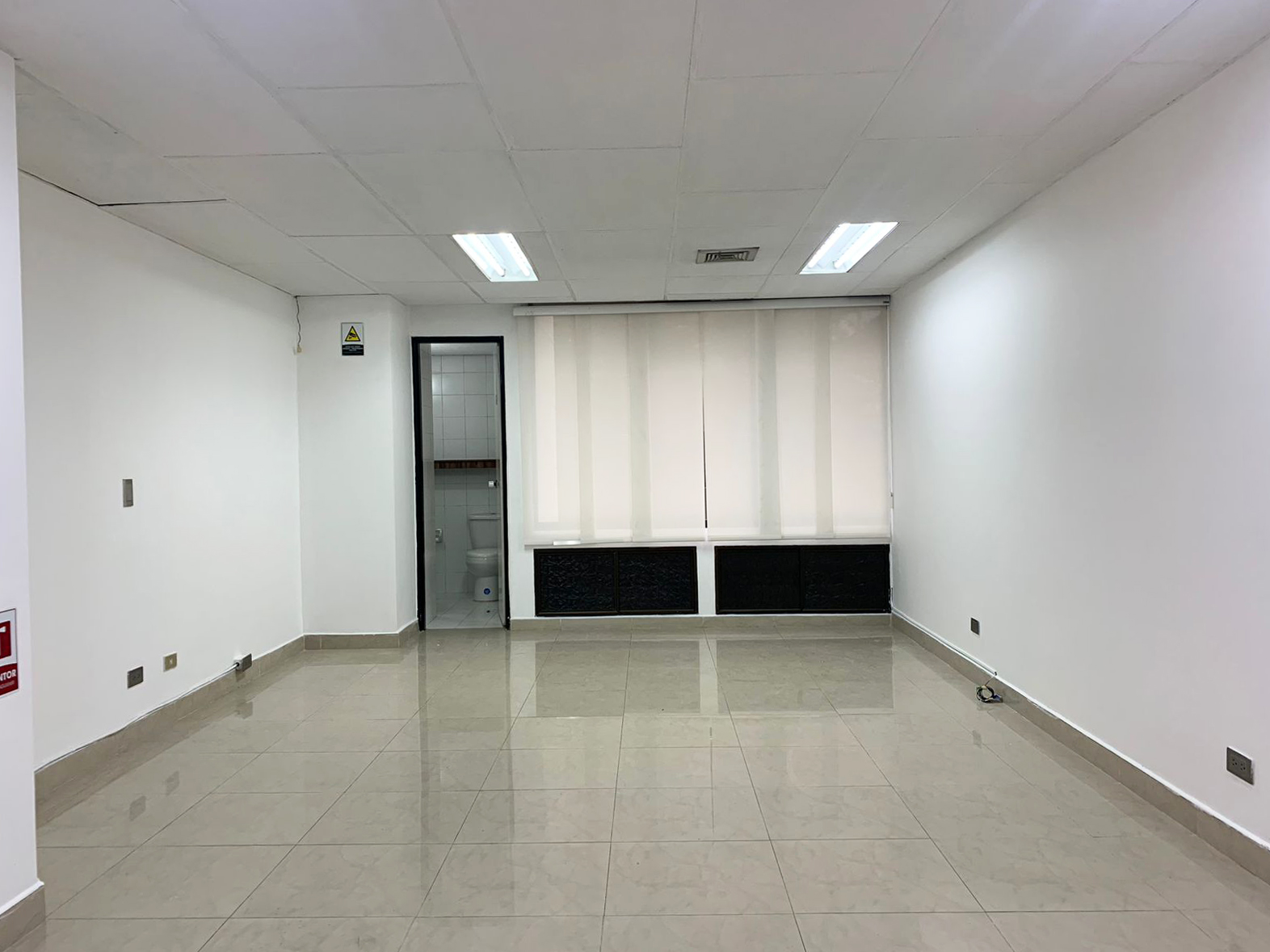 Oficina en venta en Milla De Oro, Medellín, 32 m² · foto 6 de 8