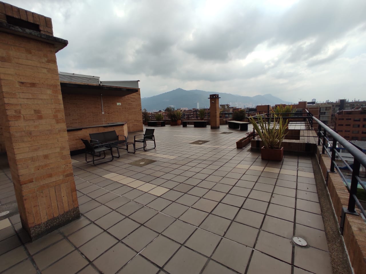 Apartamento de 1 alcoba en venta en Santa Barbara, Bogotá, 59 m² · foto 14 de 19