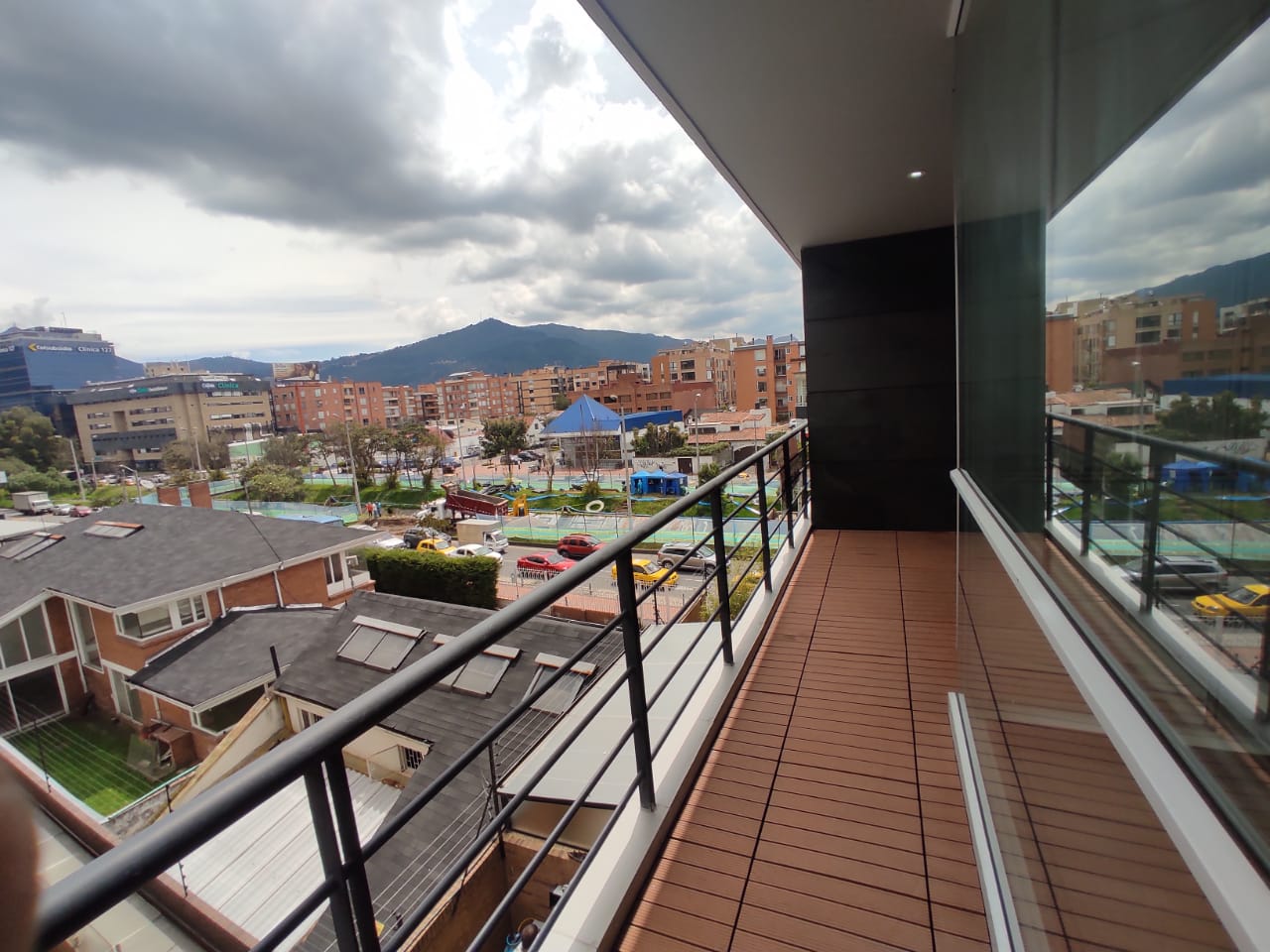 Apartamento de 1 alcoba en venta en Santa Barbara, Bogotá, 59 m² · foto 4 de 19