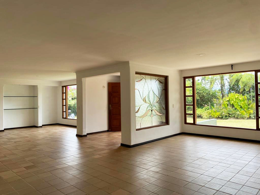 Casa de 3 alcobas en venta en Llano Grande, Rionegro, 250 m² · foto 3 de 16