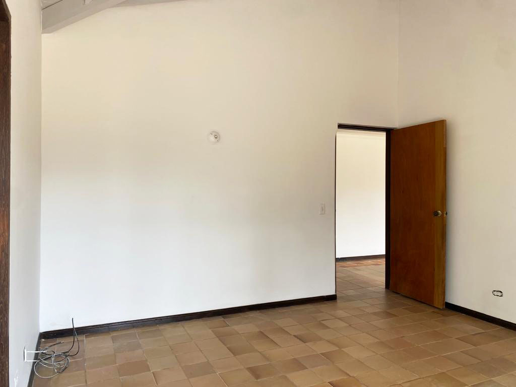 Casa de 3 alcobas en venta en Llano Grande, Rionegro, 250 m² · foto 6 de 16