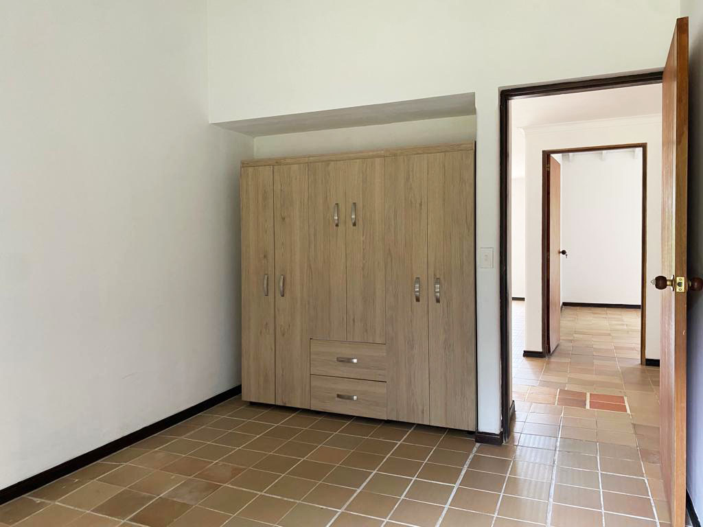 Casa de 3 alcobas en venta en Llano Grande, Rionegro, 250 m² · foto 9 de 16