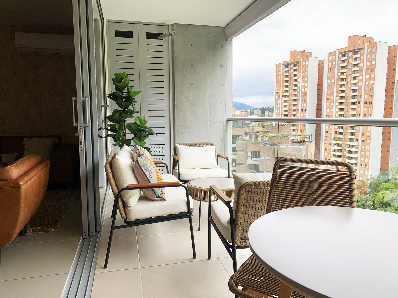 Apartamento de 3 alcobas en arriendo en El Poblado, Medellín, 150 m² · foto 15 de 15