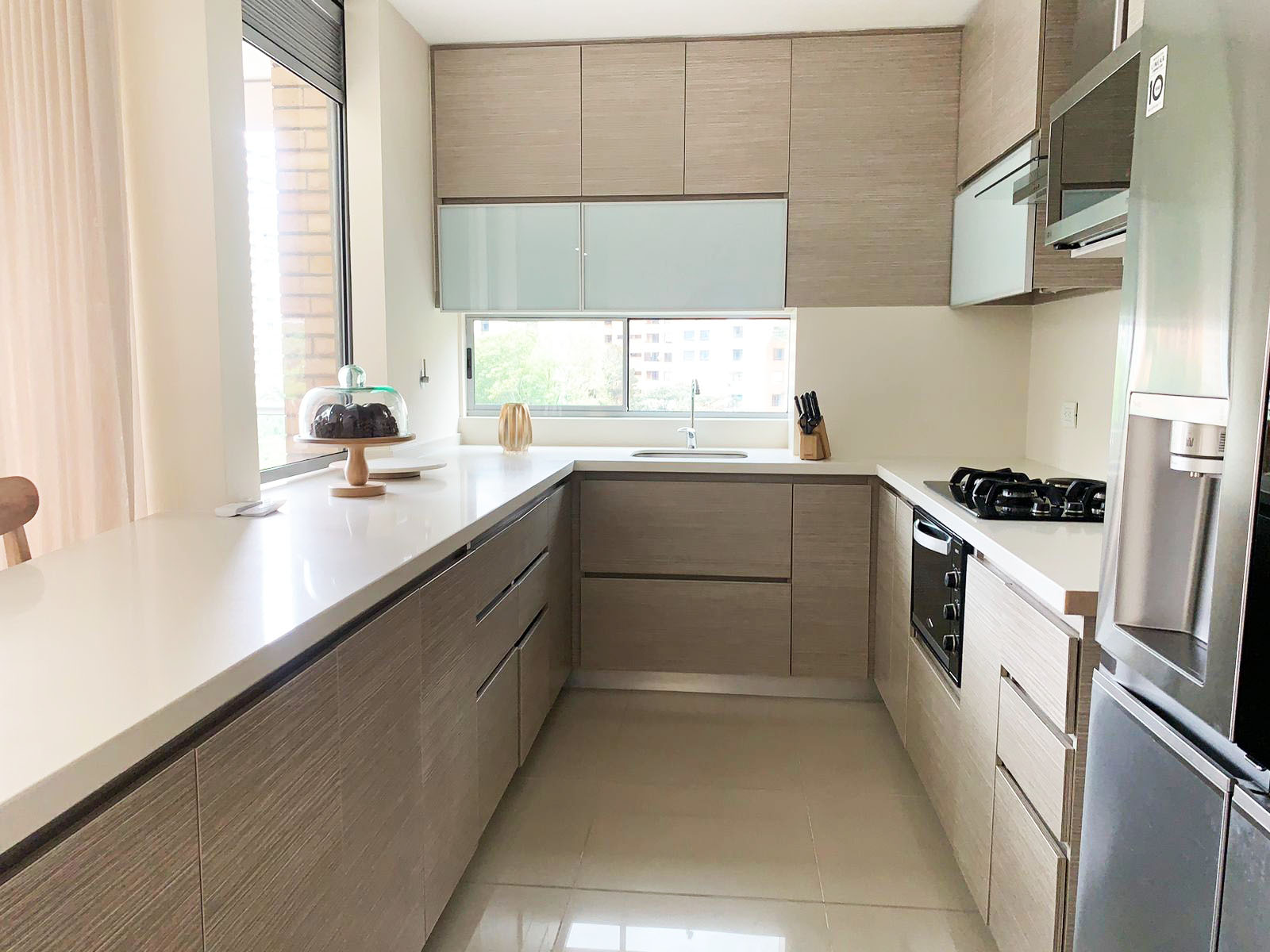 Apartamento de 3 alcobas en arriendo en El Poblado, Medellín, 150 m² · foto 5 de 15