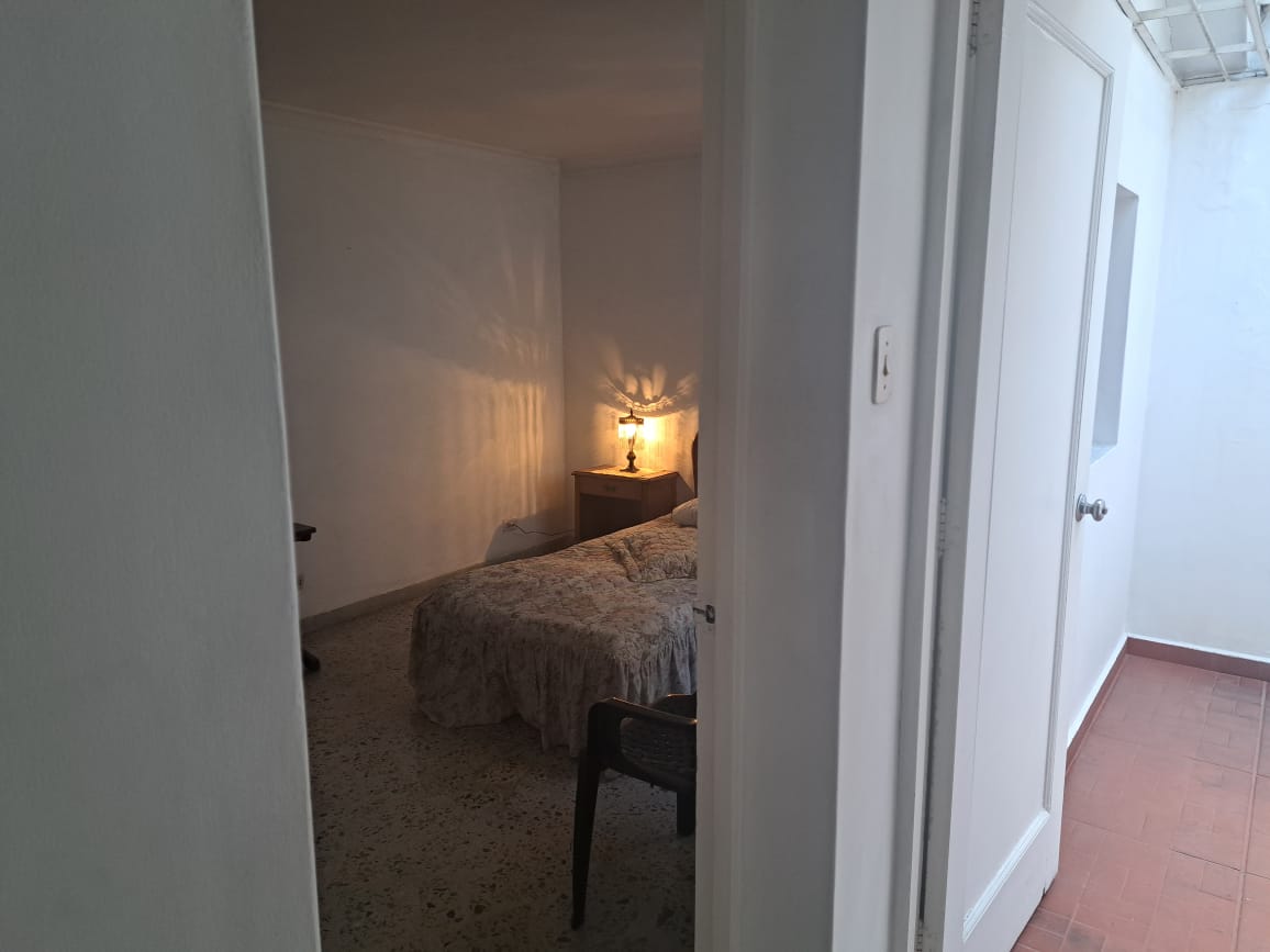 Casa de 3 alcobas en venta en Laureles, Medellín, 220 m² · foto 6 de 18