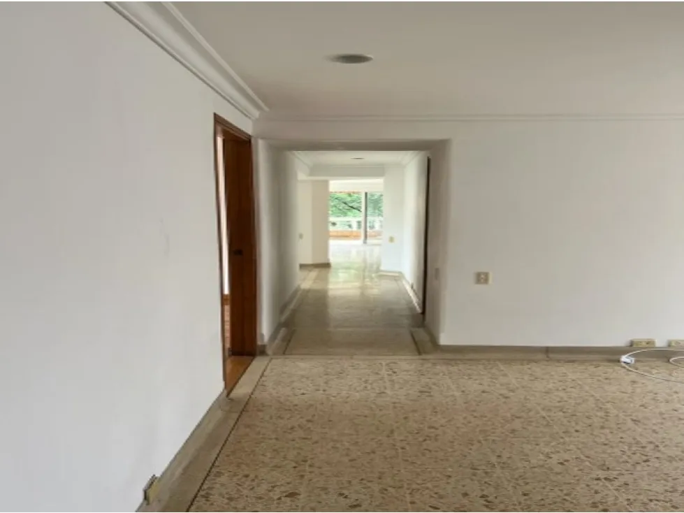 Apartamento de 4 alcobas en venta en Laureles, Medellín, 214 m² · foto 15 de 16
