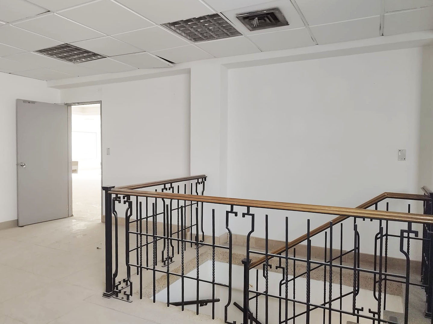 Oficina en arriendo en Astorga, Medellín, 437 m² · foto 18 de 20