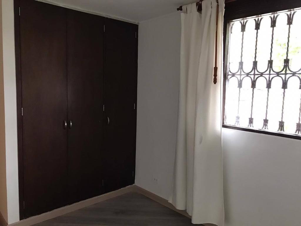 Apartamento de 1 alcoba en venta en Santa Ana Centro Comercial Boutique, Bogotá, 50 m² · foto 6 de 6
