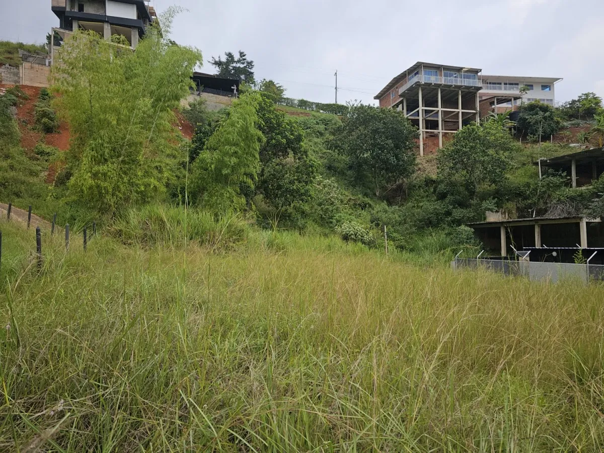 Lote en venta en La Sirena, Cali · foto 2 de 11