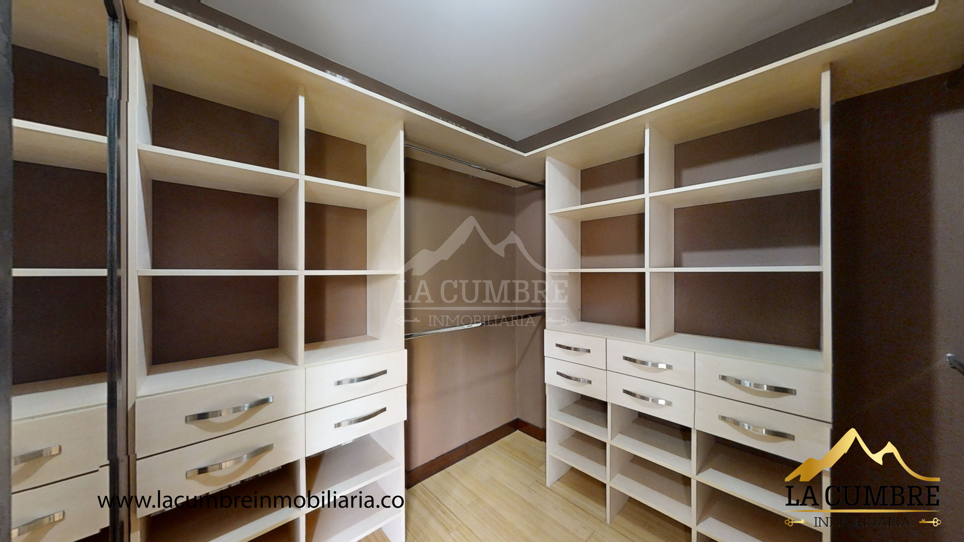 Apartamento en arriendo en El Tesoro, Medellín · foto 14 de 15