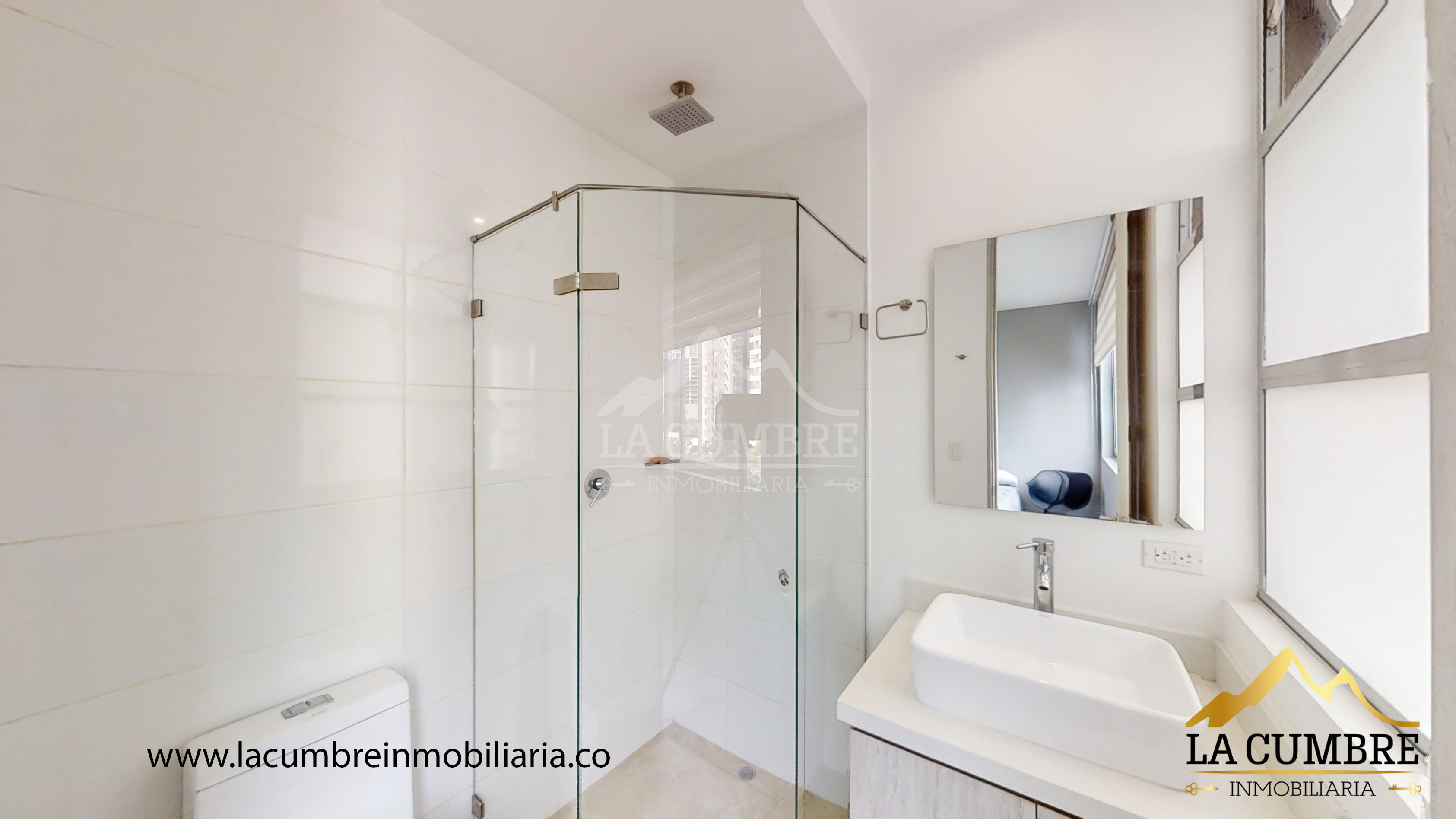Apartamento en arriendo en Lalinde, Medellín · foto 12 de 13
