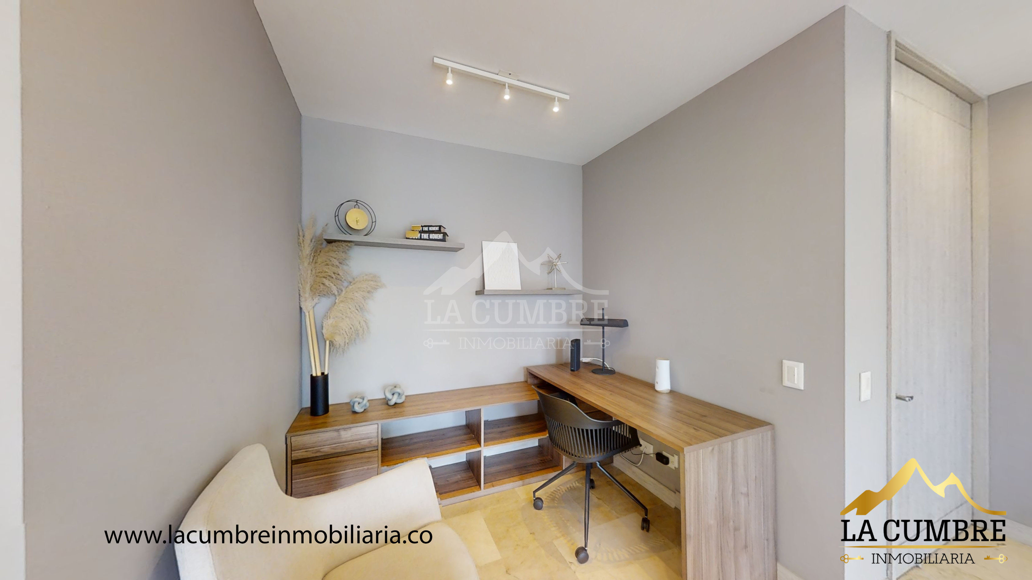 Apartamento en arriendo en Lalinde, Medellín · foto 4 de 13