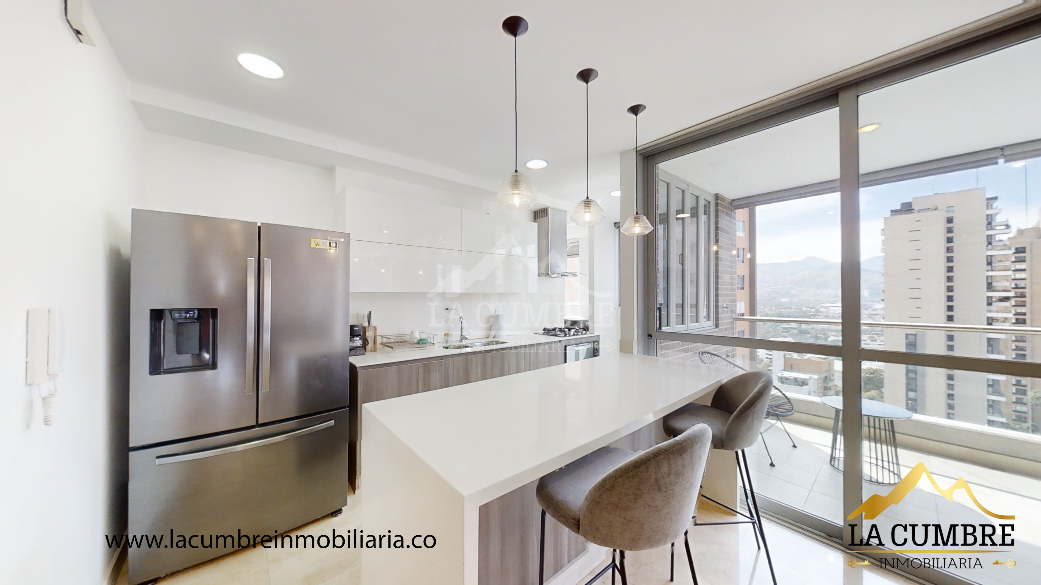 Apartamento en arriendo en Lalinde, Medellín · foto 6 de 13