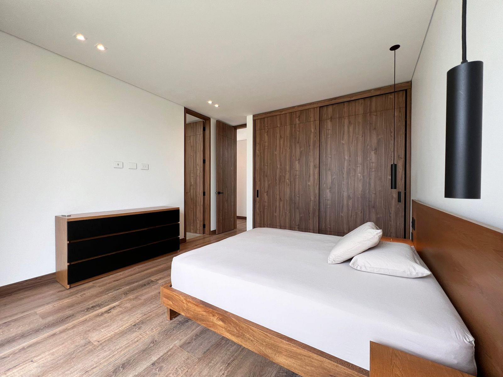 Casa de 4 alcobas en venta en La Ceja, 389 m² · foto 9 de 19