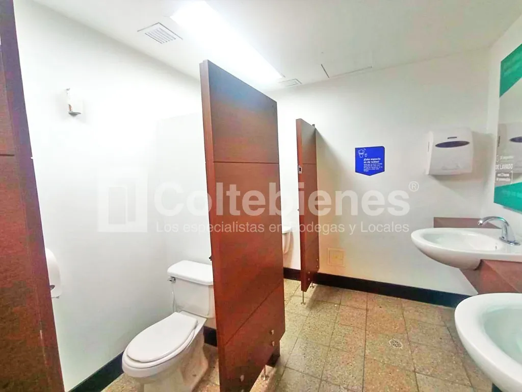 Local en arriendo en Santa Fe, Medellín, 462 m² · foto 15 de 19