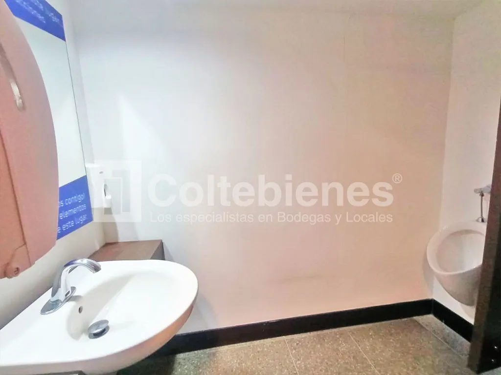 Local en arriendo en Santa Fe, Medellín, 462 m² · foto 17 de 19