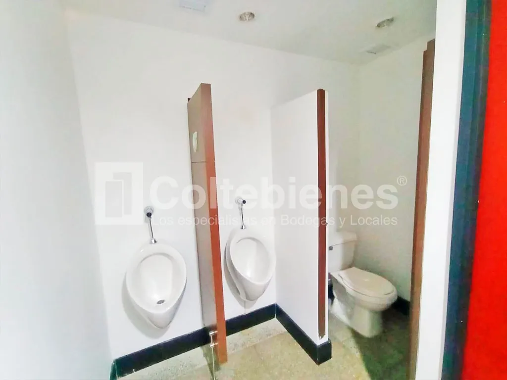 Local en arriendo en Santa Fe, Medellín, 462 m² · foto 18 de 19