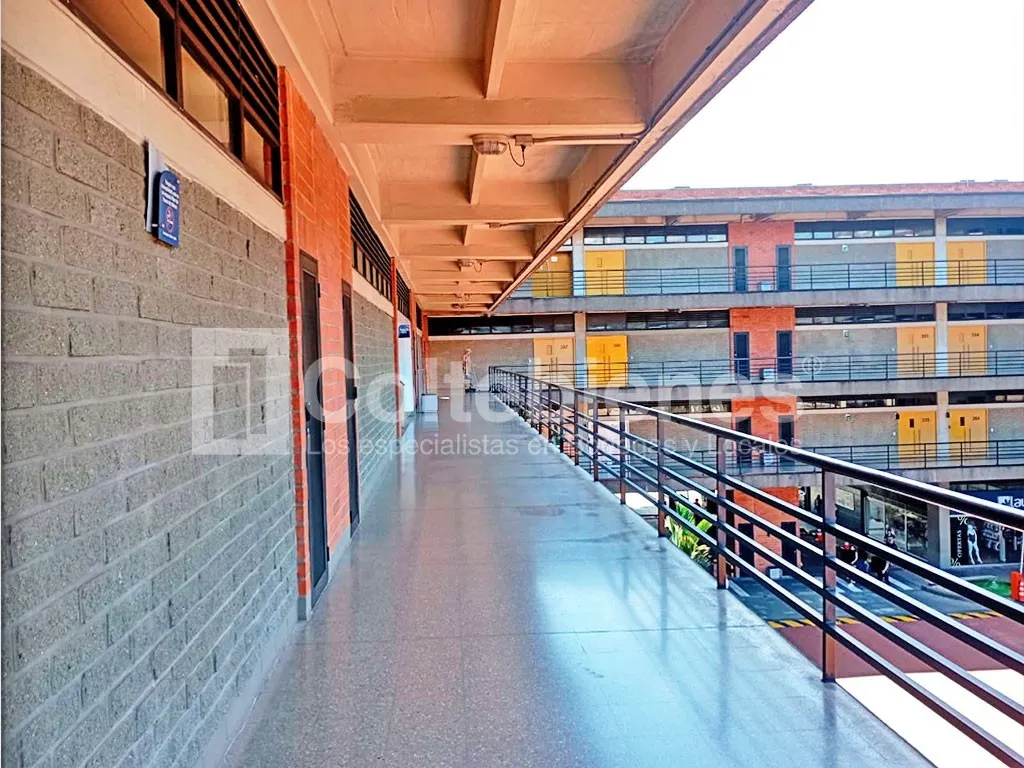 Local en arriendo en Santa Fe, Medellín, 462 m² · foto 19 de 19