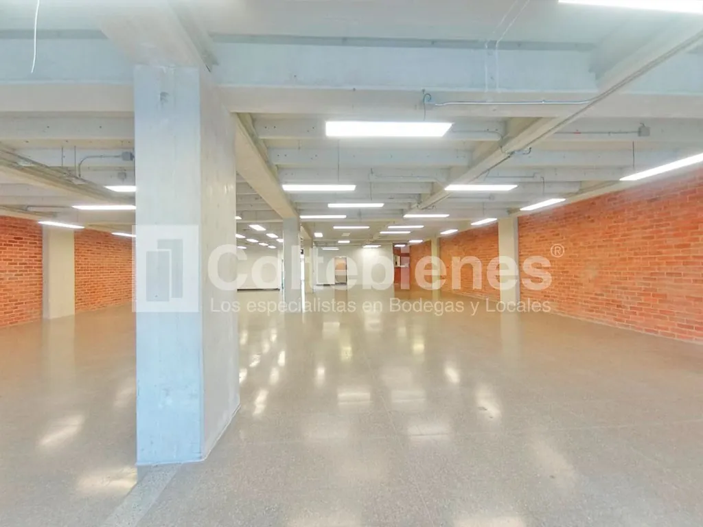 Local en arriendo en Santa Fe, Medellín, 462 m² · foto 4 de 19