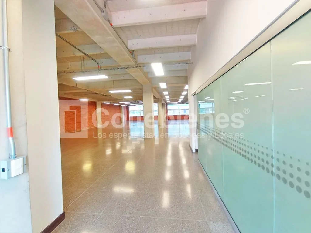 Local en arriendo en Santa Fe, Medellín, 462 m² · foto 6 de 19