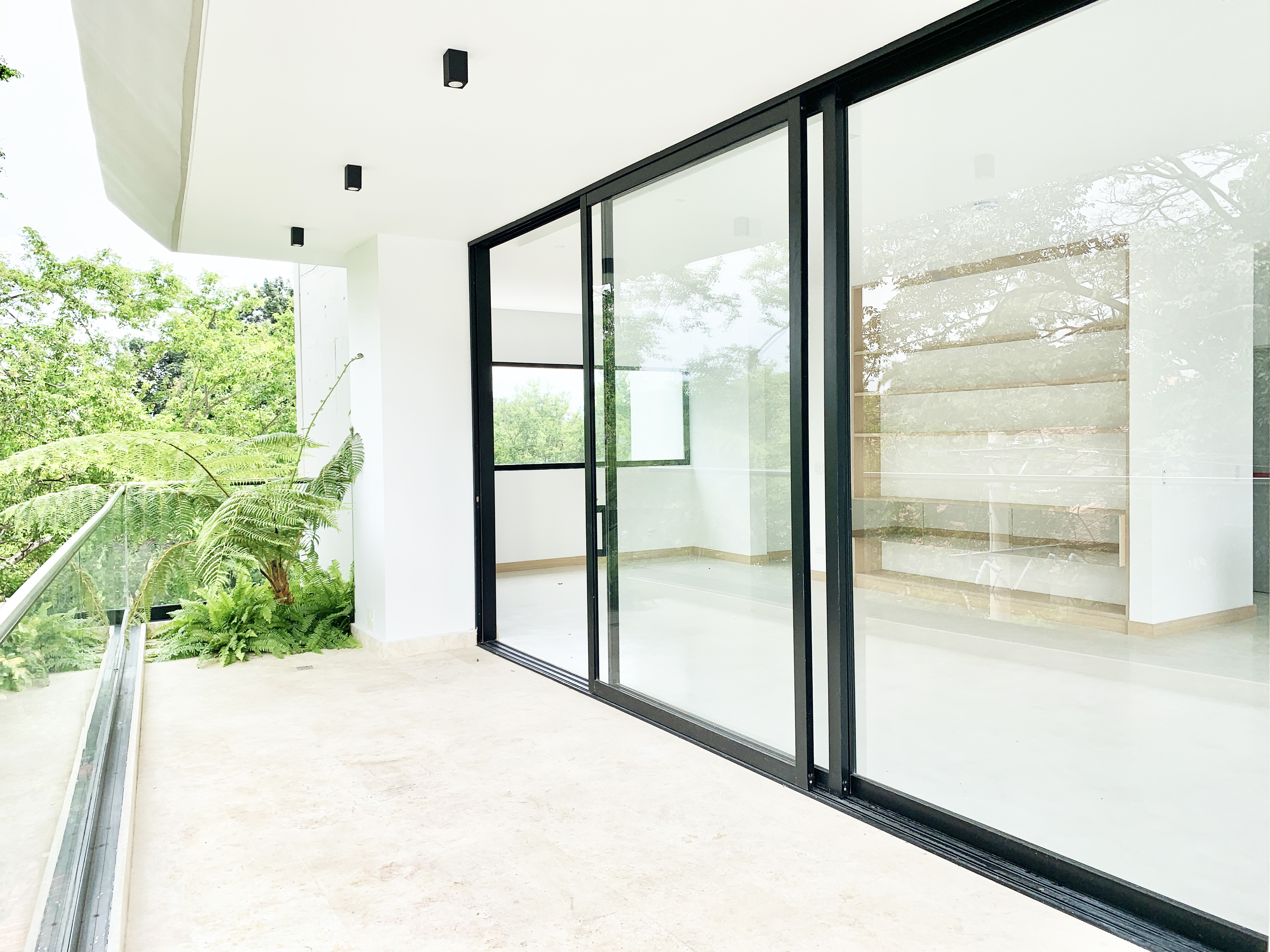 Apartamento de 3 alcobas en venta en Ciudad Jardin, Cali, 254 m² · foto 13 de 23