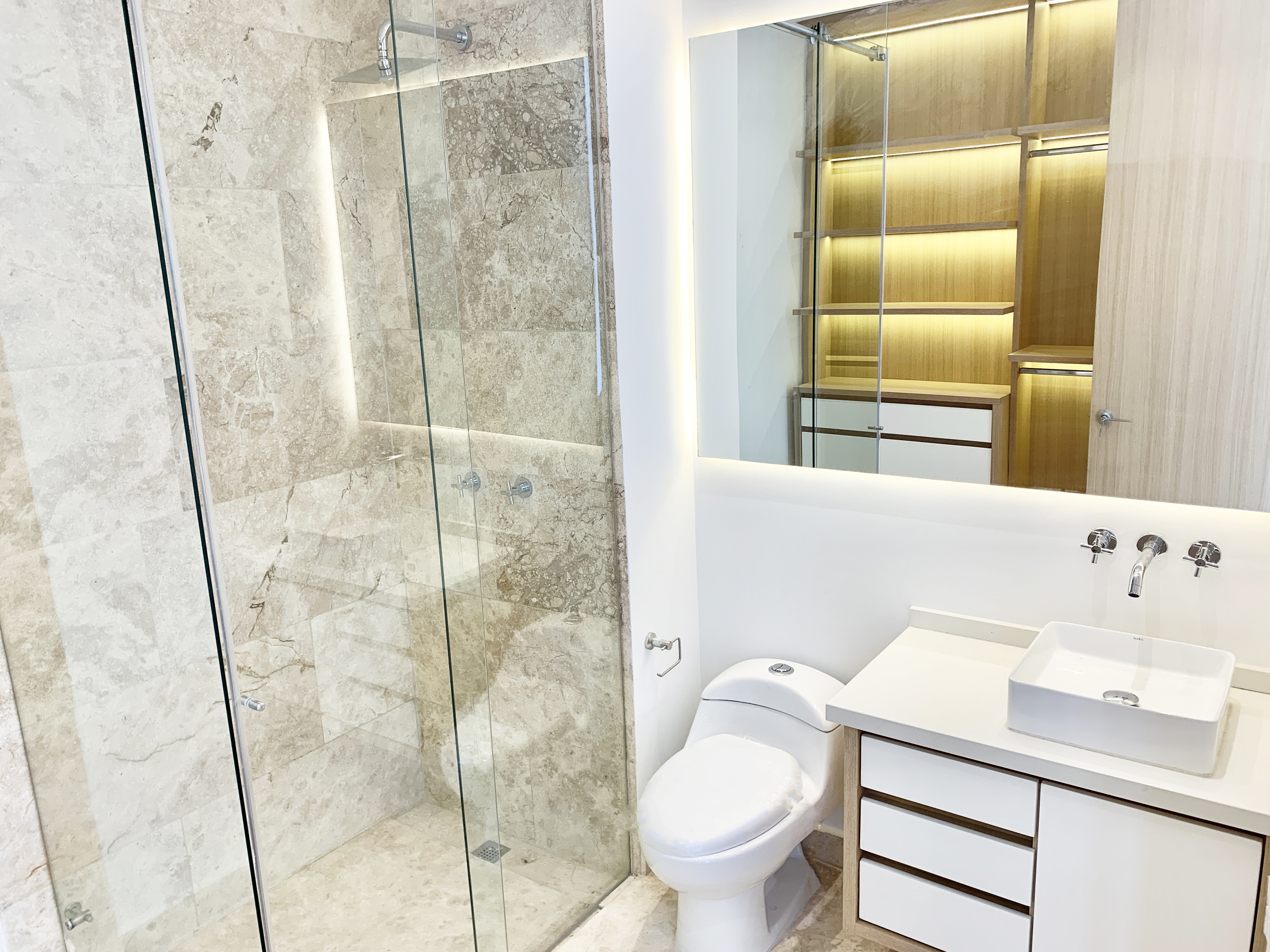 Apartamento de 3 alcobas en venta en Ciudad Jardin, Cali, 254 m² · foto 17 de 23