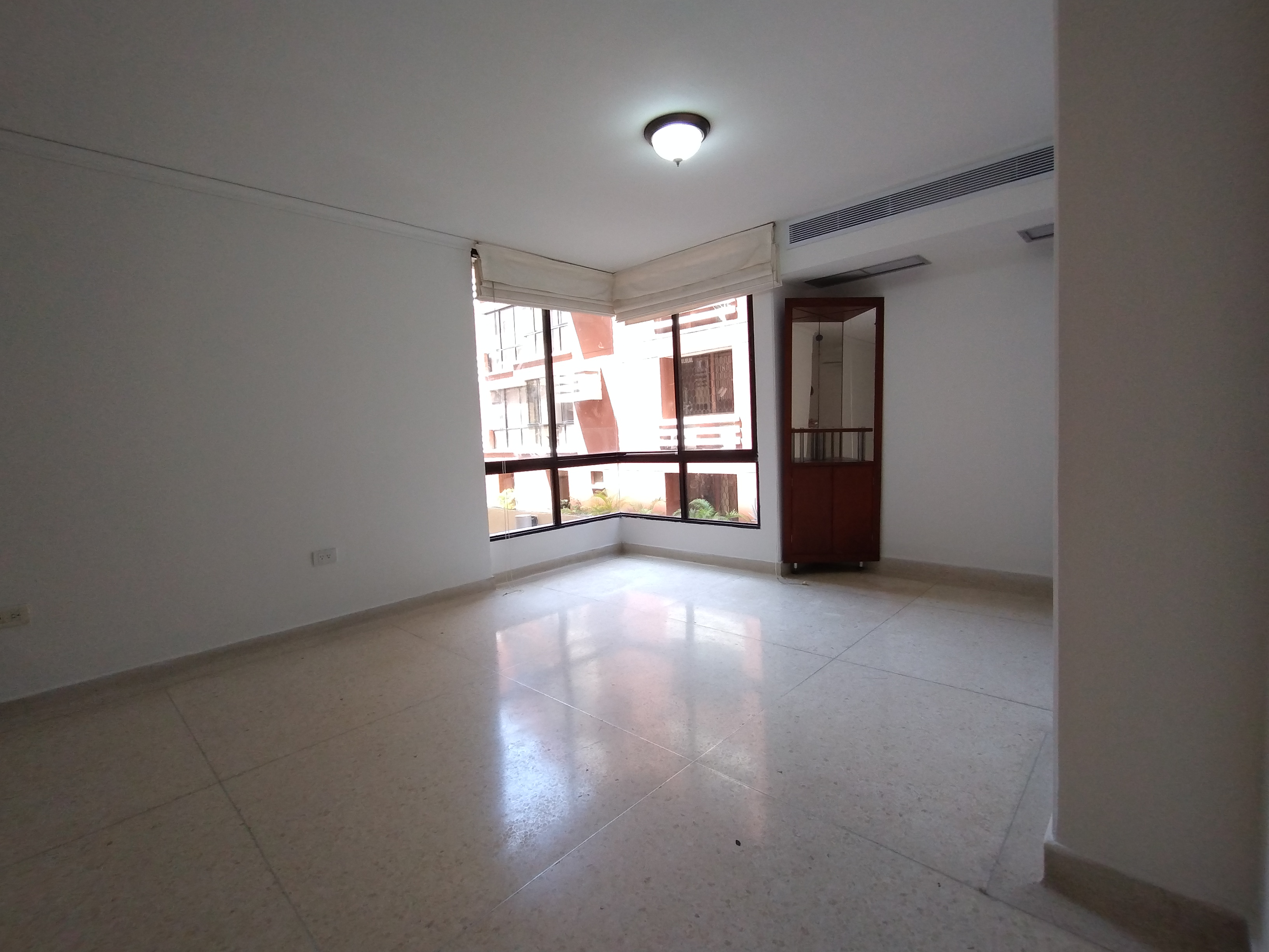 Apartamento de 3 alcobas en arriendo en El Country, Barranquilla, 117 m² · foto 10 de 14