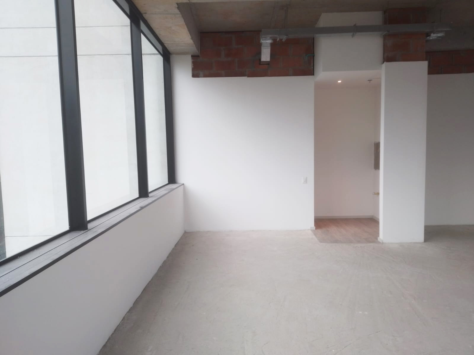 Oficina en arriendo en La Florida, Medellín, 69 m² · foto 3 de 14