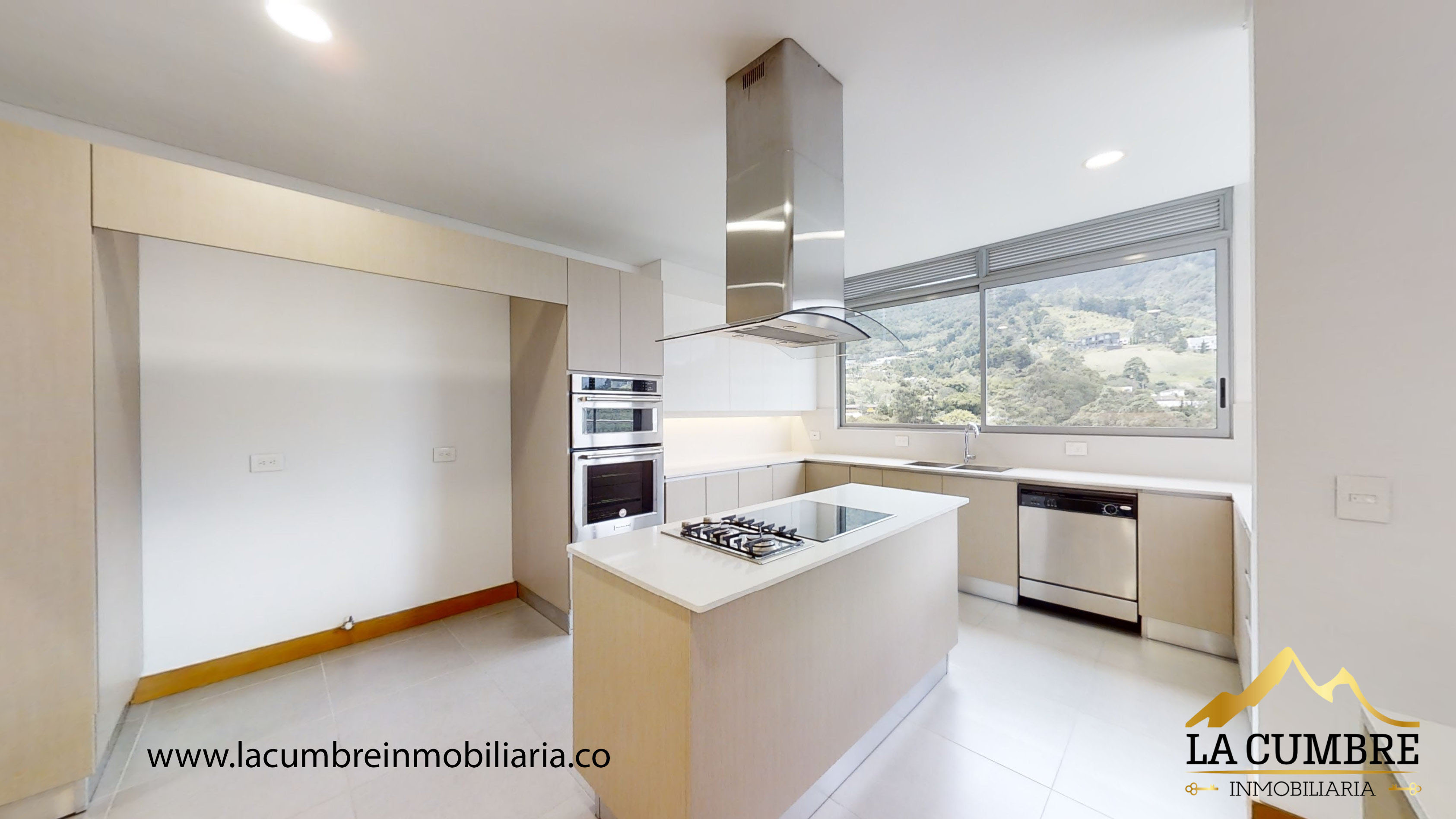 Apartamento en arriendo en El Poblado, Medellín · foto 6 de 18