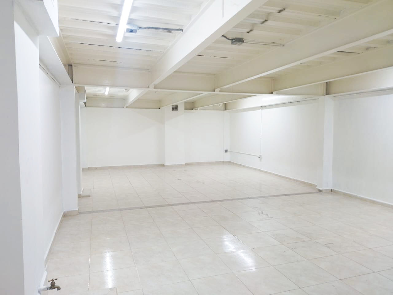 Local en arriendo en Mesa, Envigado, 200 m² · foto 6 de 11
