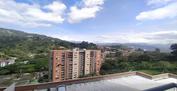 Apartamento en venta en El Salado, Envigado · foto 7 de 15